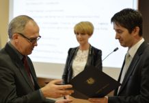 Znany lekarz dr Tadeusz Zych rezygnuje z kandydowania do Rady Miejskiej w Brzesku z listy PiS